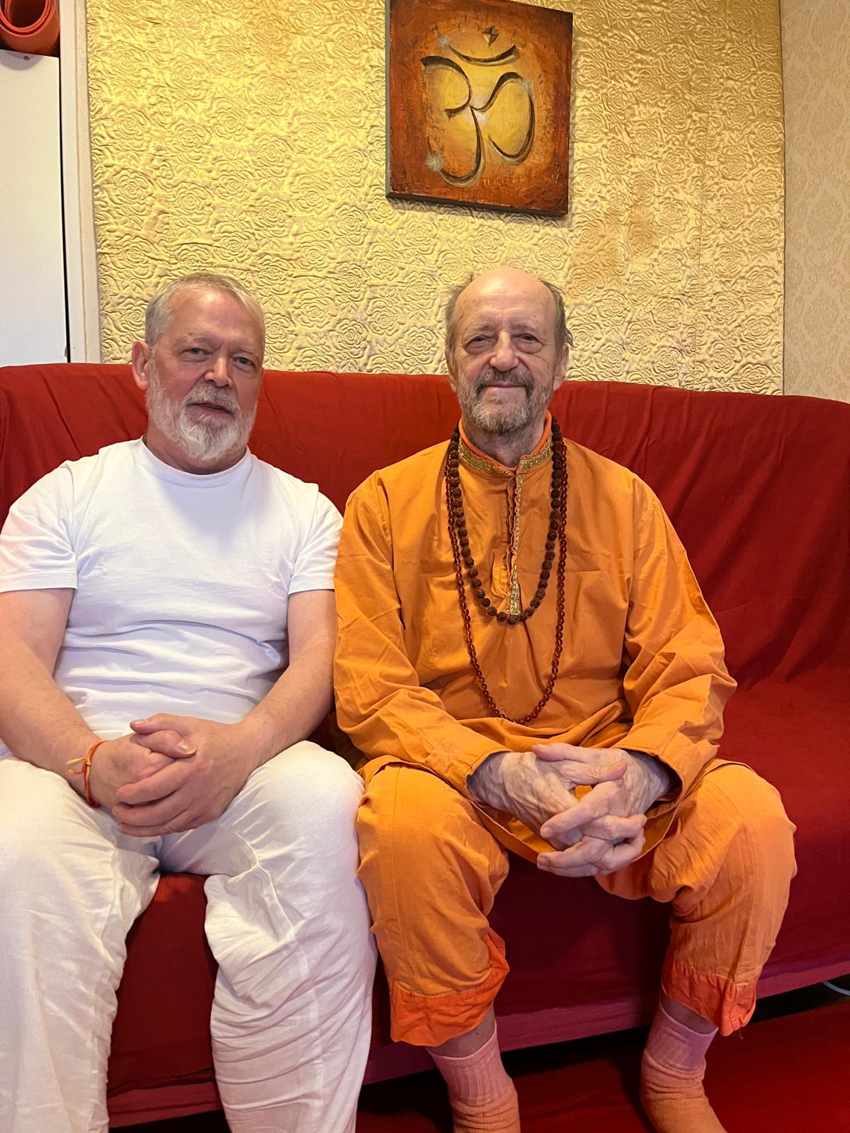 Gregor Sakha ze Swami Karmayogi Saraswati